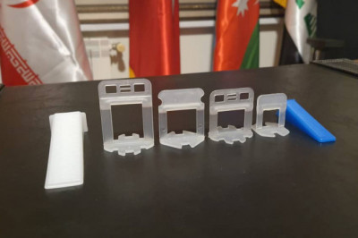 همتراز - کلیپس گووه پلاستیکی محکم کار ، جهت همترازی سنگ و سرامیک و موزای